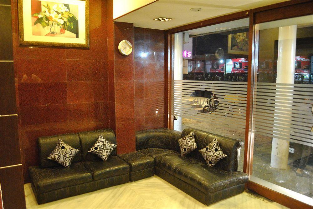 Hotel Mars Classic Madrás Exterior foto